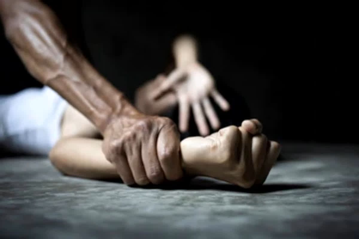 Sagar Minor Rape News: 10 साल की मासूम को बनाया हवास का शिकार, खेत में इस हाल में मिली बच्ची, देखकर पपरीजनों के उड़े होश