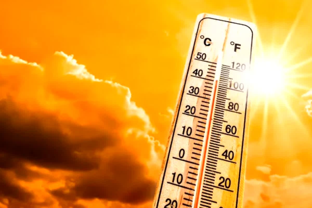 Madhya Pradesh Weather News : होली पर पसीने से लोग हुए बेहाल! प्रदेश में सामान्य से 3 डिग्री ज्यादा रहा पारा, इन इलाकों में पड़ेगी और भीषण गर्मी