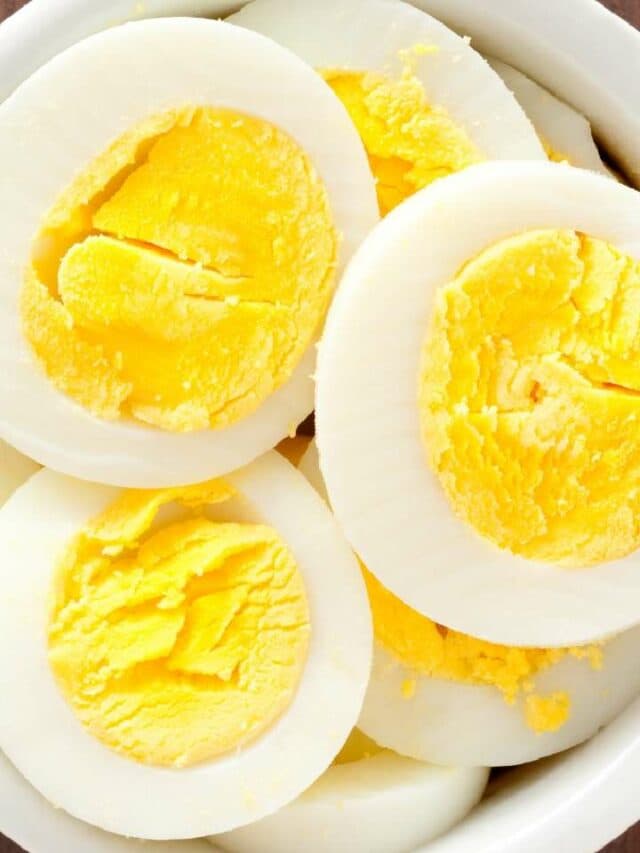 Benefits of eating eggs: शरीर को मिलेंगे कई फायदे, बस अंडे के साथ खाएं ये चीज