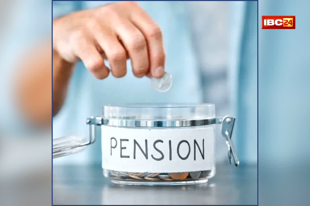 Atal Pension Yojana: इस सरकारी स्कीम से घर बैठे सालाना 60,000 रुपये की गारंटीड इनकम, क्या आप भी इसका फायदा उठा सकते हैं?