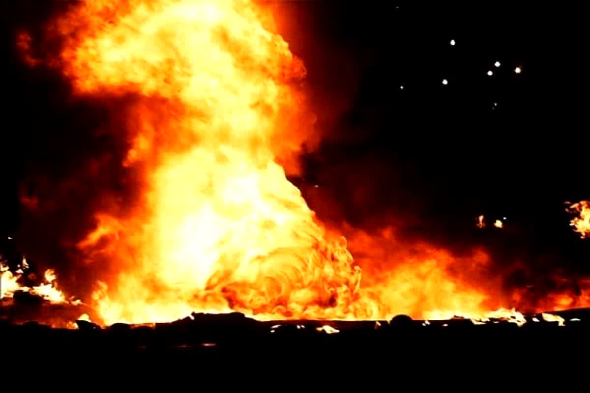 Myanmar Building Blast News: इस देश में इमारत में हुआ ब्लास्ट, 6 बच्चों सहित इतने लोगों की हुई मौत, 70 से ज्यादा लोग गंभीर रूप से हुए घायल