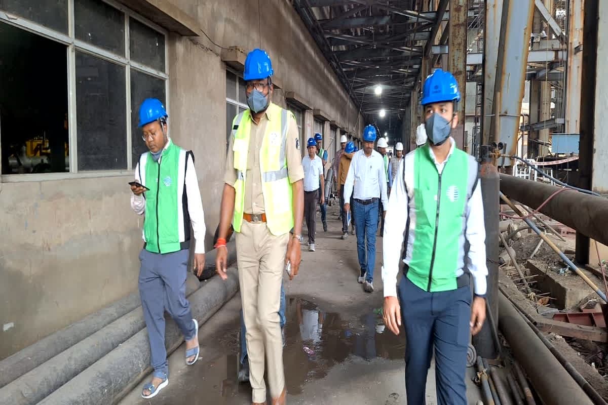 Vedanta Plant Blast Sakti : सक्ति हादसे पर सरकार का एक्शन प्लान! ग्राउंड जीरो पर डटे कलेक्टर-एसपी, स्वास्थ्य मंत्री खुद कर कर रहे स्थिति की निगरानी