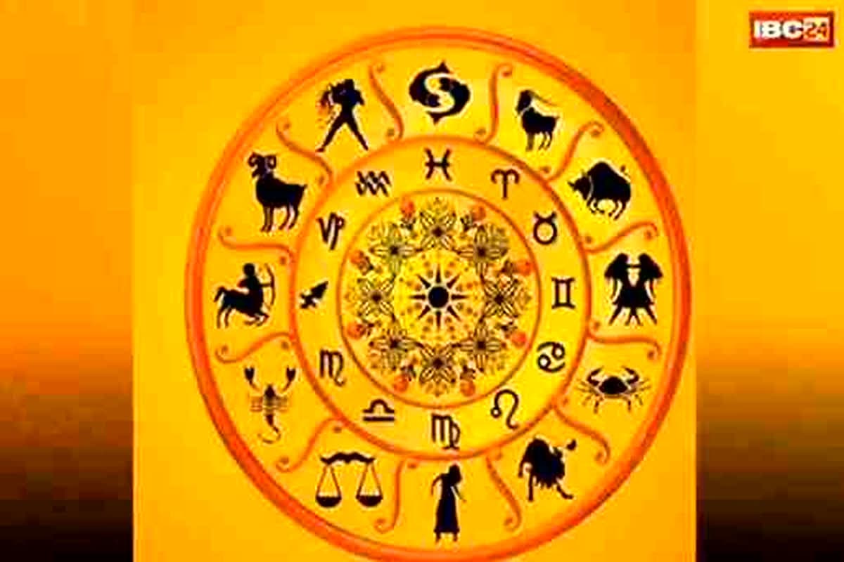 Aaj Ka Panchang 17 April 2026: आज का दिन क्यों है खास? अमावस्या के साए में शुरू होगा दिन, लेकिन शाम होते-होते मिल सकती है खुशखबरी, बस करना होगा ये काम