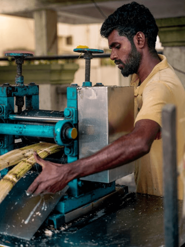 Sugarcane Juice Benefits : गर्मियों में गन्ने का रस है एनर्जी का पावरहाउस, पर क्या आप जानते हैं इसे पीने का सही तरीका?