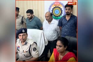 Raigarh IPL Betting Case: छत्तीसगढ़ में यहां चल रहा था सट्टेबाजी का बड़ा खेल, करोड़ों कैश और नोट गिनने की मशीन देख दंग रह गई पुलिस, इतने सटोरिए गिरफ्तार