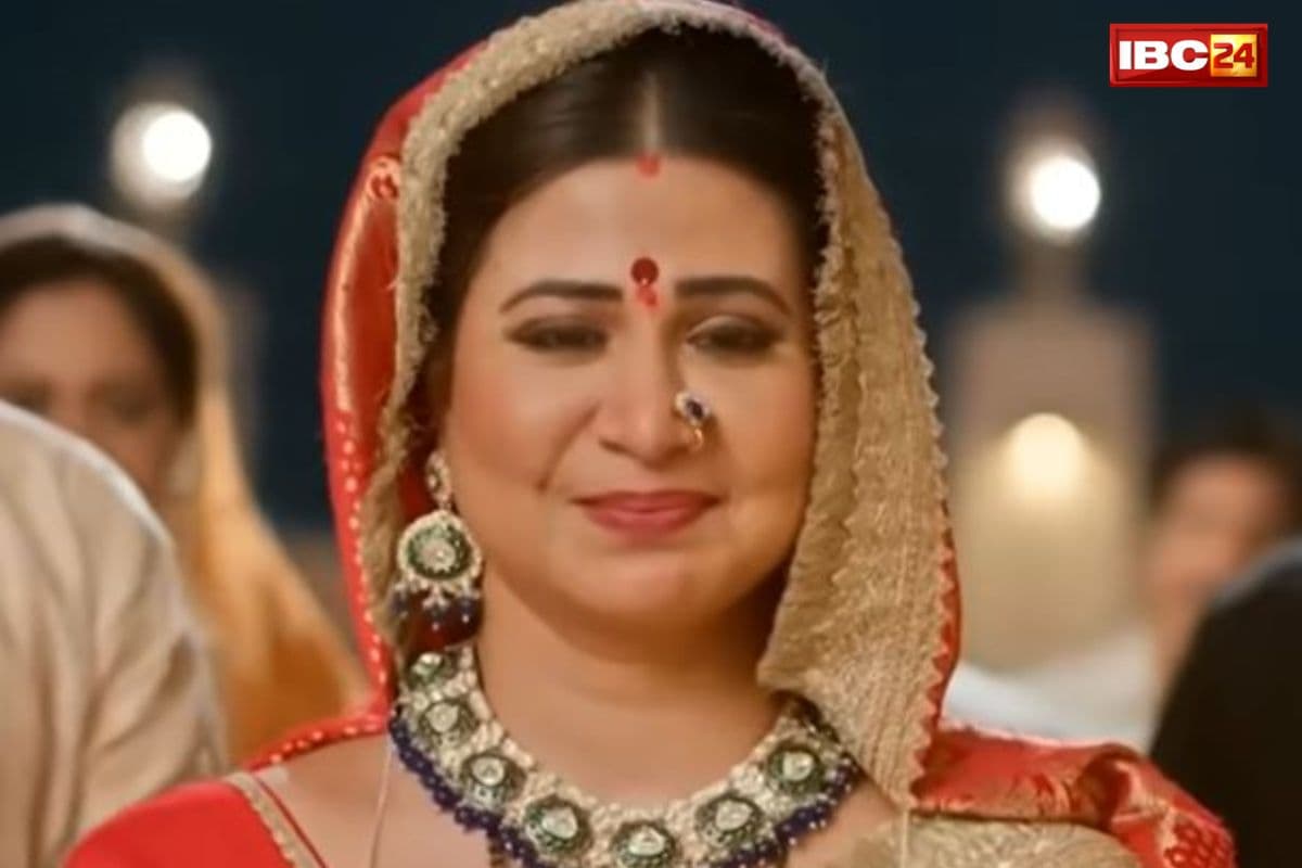 Vasudha Upcoming Twist: करिश्मा ने पहना पागलपन का झूठा नकाब! चौहान परिवार में लौटी खुशियाँ.. क्या चंद्रिका देगी, वसुधा को बड़ी बहु का दर्जा?
