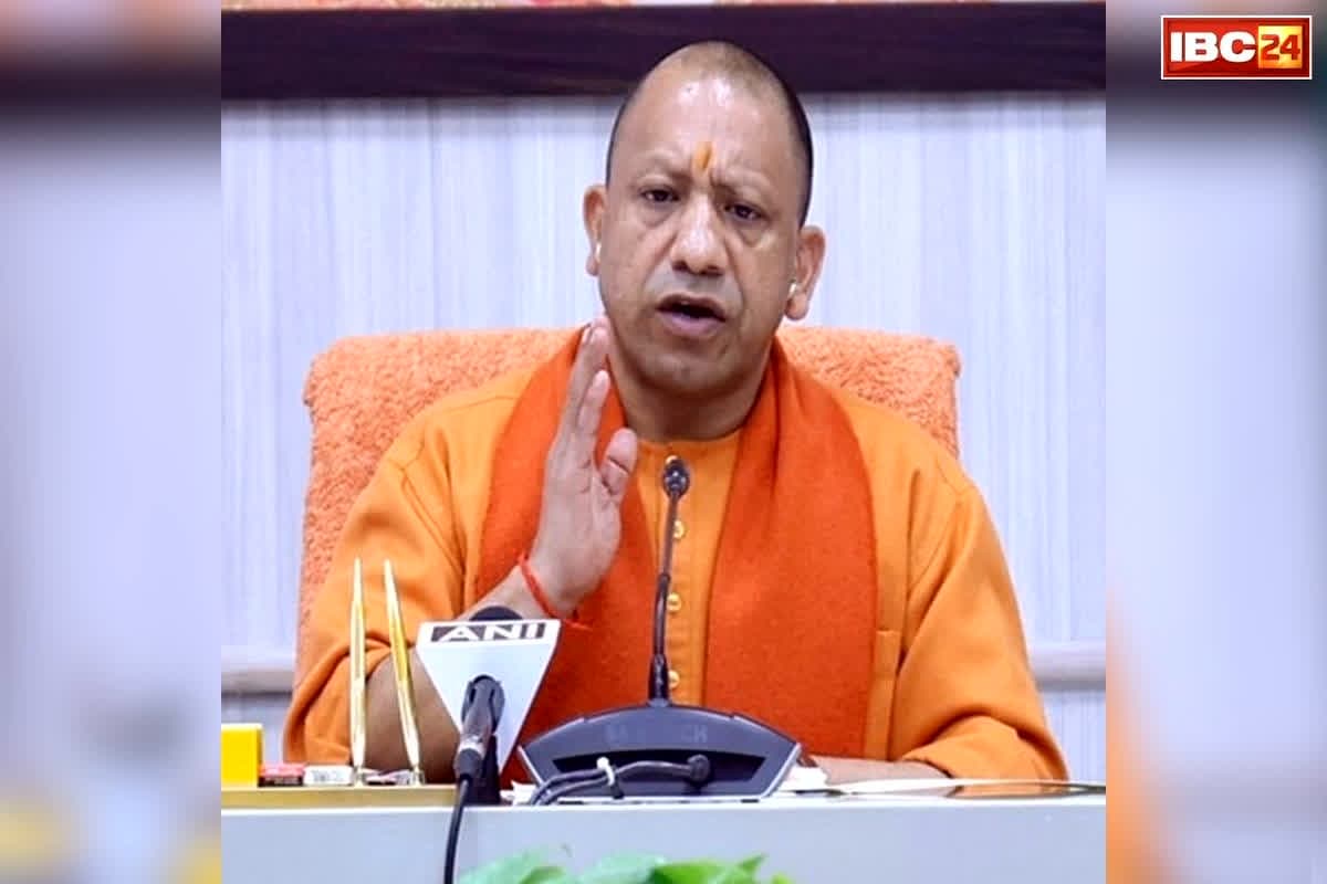 Dairy Master Plan In UP: दुग्ध उत्पादन में नंबर वन बनेगा उत्तरप्रदेश! योगी सरकार ने डेयरी के लिए तैयार किया ये मास्टर प्लान, किसानों को मिलेंगे ये लाभ