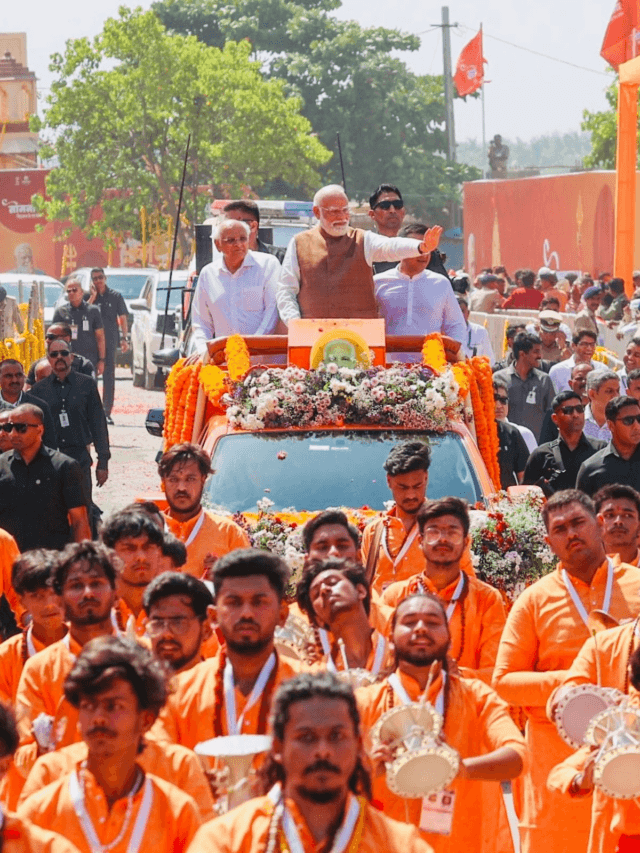 PM Modi Somnath Visit: सोमनाथ मंदिर के 75वें प्राण-प्रतिष्ठा समारोह में शामिल हुए पीएम मोदी, इस खास तरीके से हुआ प्रधानमंत्री का स्वागत, आप भी देखें तस्वीरें