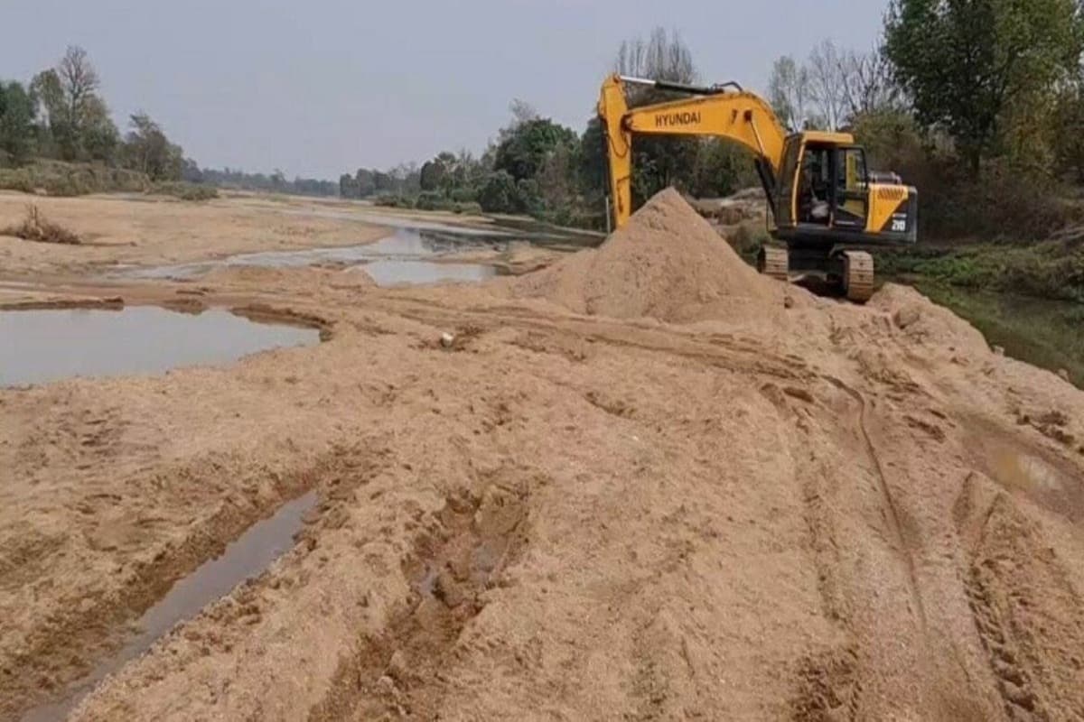 New Mining Rules in Chhattisgarh: अवैध खनन पर साय सरकार का बड़ा प्रहार, समझौते के लिए अब देनी होगी इतनी राशि, दोबारा पकड़े गए तो होगा ये एक्शन