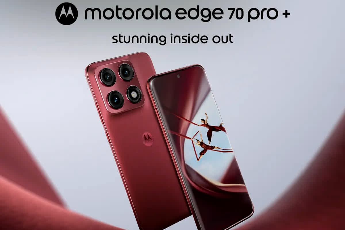 Motorola Edge 70 Pro Plus Launch: भारत में लॉन्च हुआ Motorola Edge 70 Pro Plus, 4 दमदार कैमरे और प्रीमियम फीचर्स देखकर लोग बोले- वाह!