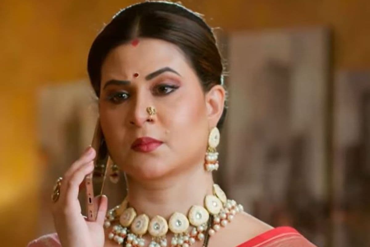 Vasudha: नफरत के मुखौटे के पीछे छिपी, चंद्रिका की ममता! वसुधा देगी मुंह तोड़ जवाब.. क्या अपने ही अक्स से, पीछा छुड़ा पाएगी चंद्रिका?