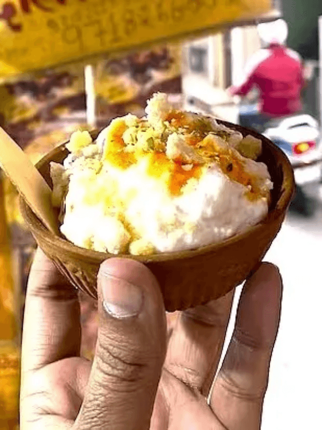 Daulat ki chaat : ओवन नहीं, यह ‘देसी केक’ ओस की बूंदों और चांदनी रात में बनता है! क्या आपने चखा है?