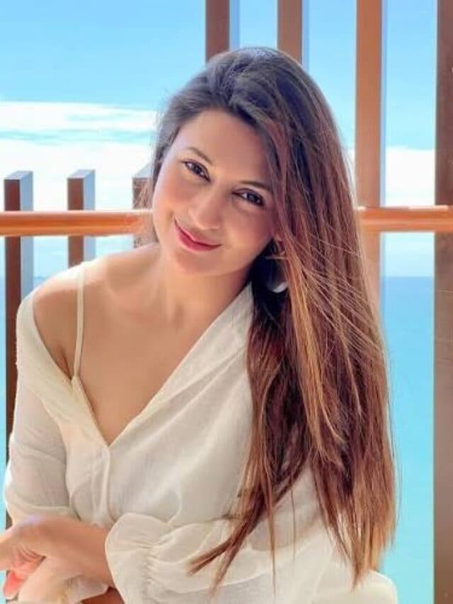 Divyanka Tripathi Pic: आर्थिक तंगी के चलते बेचा टूथपेस्ट, अब करोड़ों की मालकिन है ये खूबसूरत एक्ट्रेस, क्या आप जानते हैं इन्हें