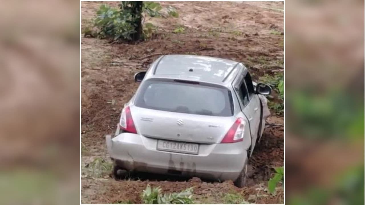 Chhattisgarh Road Accident: तेज रफ्तार कार ने उजाड़ा पूरा परिवार, पिता-पुत्र की दर्दनाक मौत, मचा कोहराम