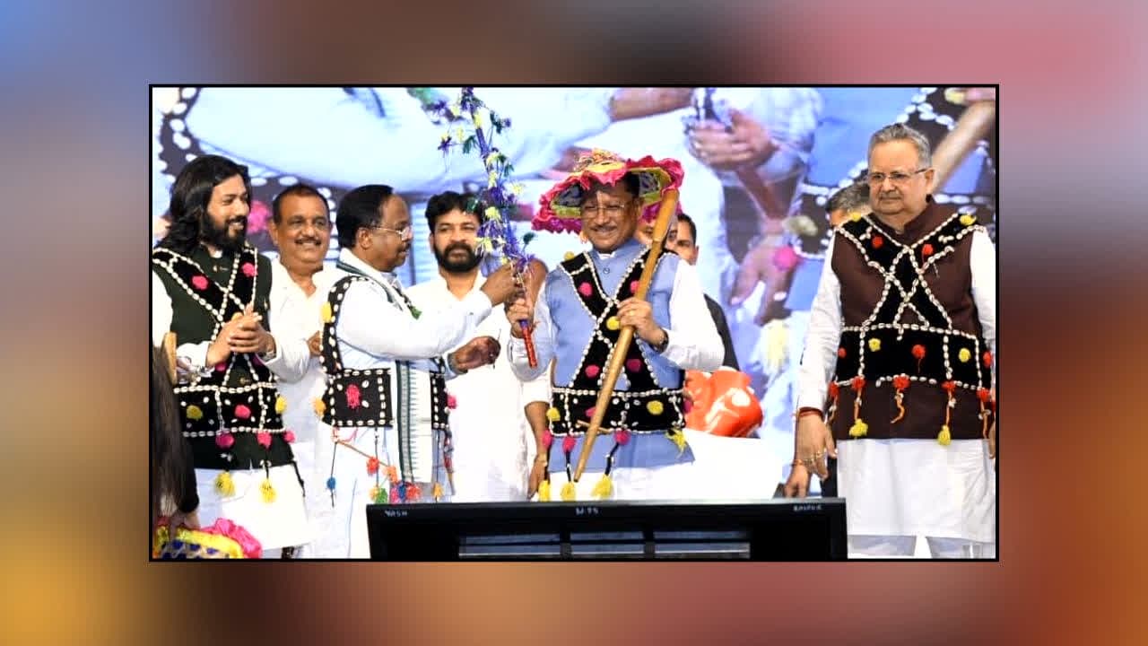 Hareli Tihar 2026 In Cm House : हरेली पर दिखा CM साय का अनोखा अंदाज! पिंक ऑटो से एंट्री, लोकधुनों पर जमकर थिरके, देखें तस्वीरें