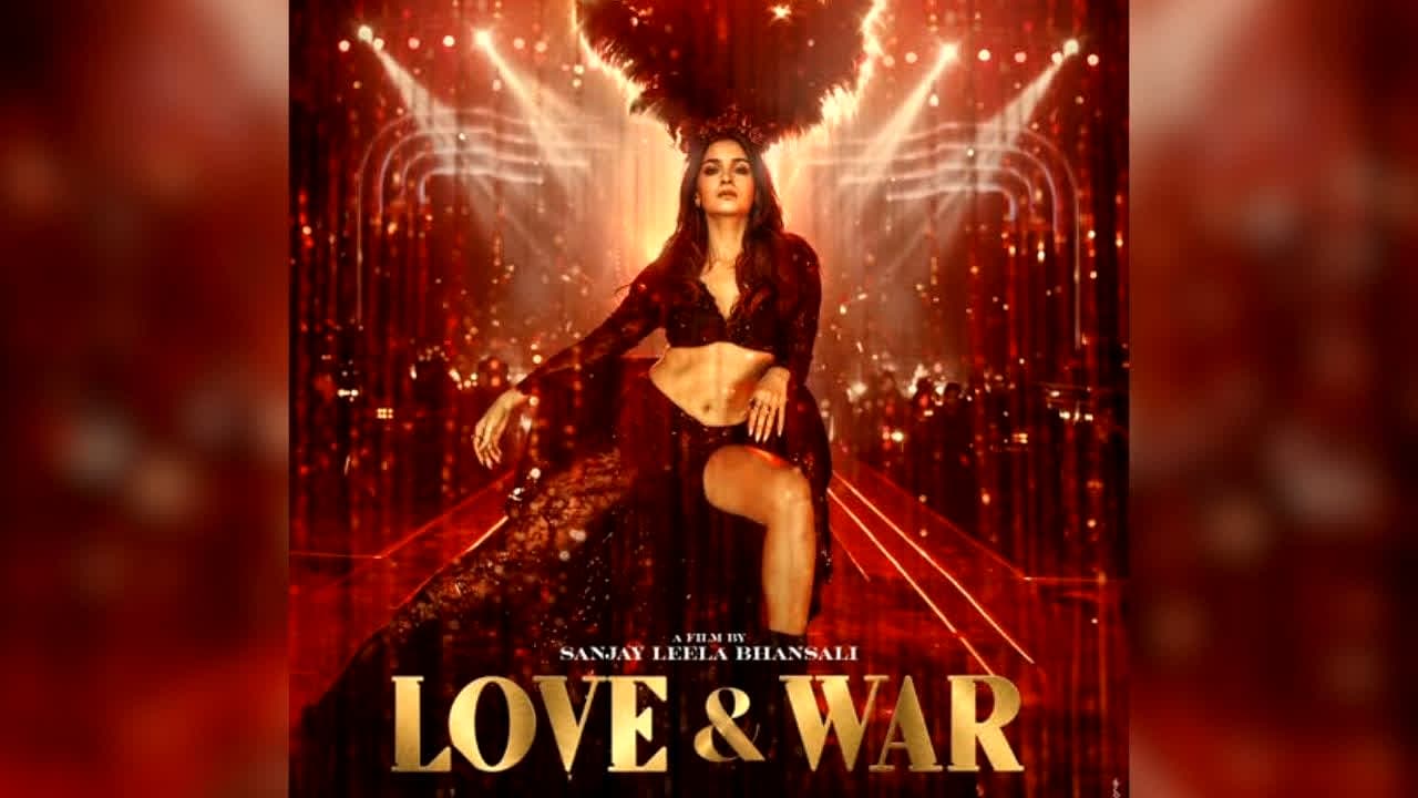 Love & War: आग जैसे तेवर और ग्लैमरस अंदाज! Love & War से आलिया भट्ट का नया लुक सामने आते ही मचा तहलका, तस्वीरें देख थम जाएंगी नजरें!