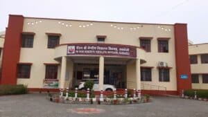Uttar Pradesh News: स्कूल से गांव तक शिक्षा की नई साझेदारी, 1565 पीएम श्री स्कूलों में नवंबर में होगा खास आयोजन, उत्कृष्ट विद्यार्थियों को मिलेगा सम्मान