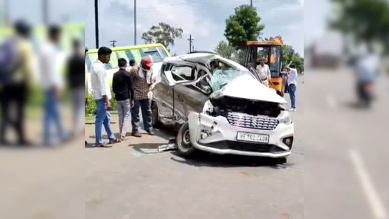 Sagar Road Accident: 8 श्रद्धालुओं की मौत के बाद फिर काल बनकर दौड़ी रफ्तार, बस-कार की टक्कर से कई लोगों की मौत, कार बुरी तरह क्षतिग्रस्त