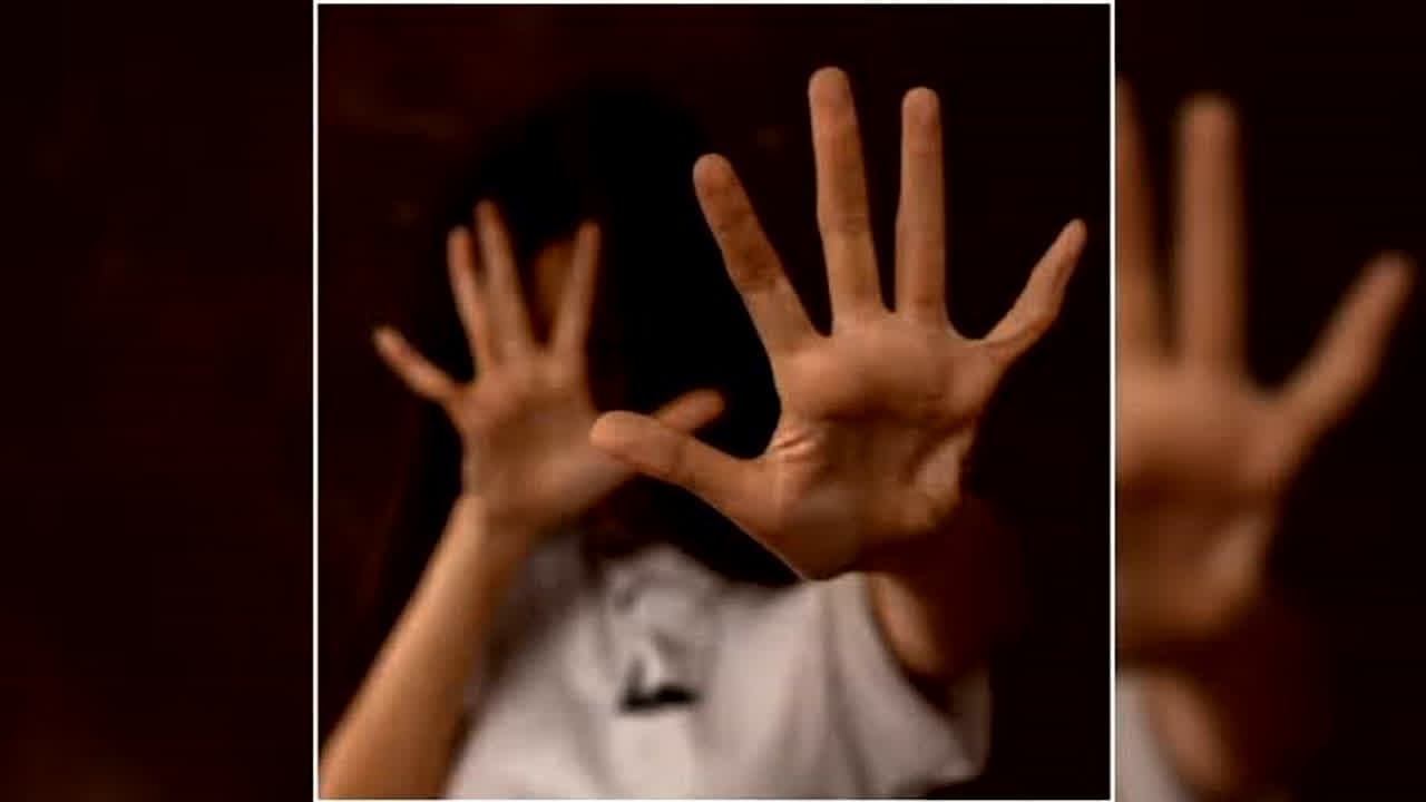 Sheopur Rape Case : मिठाई का लालच देकर 8 साल की मासूम को घर बुलाया! पड़ोसी की घिनौनी करतूत सामने आते ही मचा हड़कंप