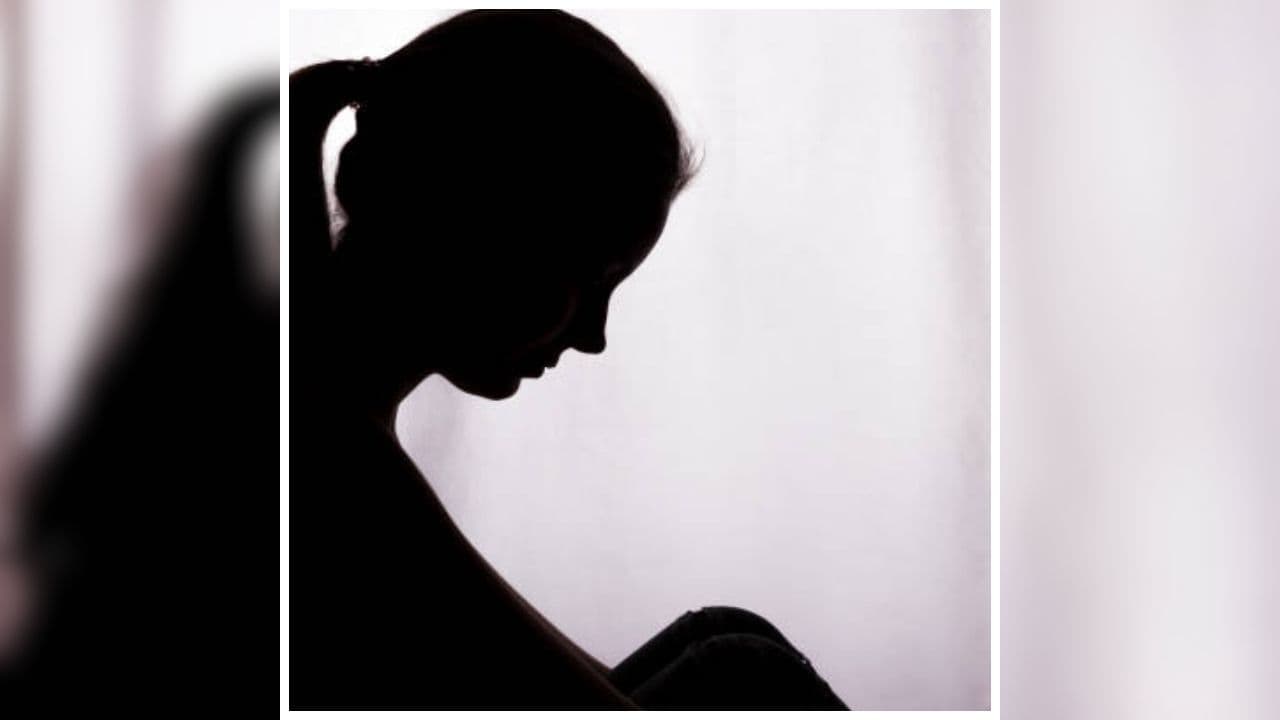 Bhadohi Dowry Case: दहेज के लिए ऐसी सजा! 50 हजार रुपये नहीं लाए तो ससुराल वालों ने किया कांड, वजह जानकर रह जाएंगे हैरान
