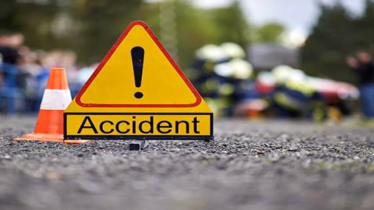 Chhattisgarh Road Accident: छत्तीगसढ़ में भयानक सड़क हादसा, 7 लोगों की दर्दनाक मौत, मंजर देख कांप उठे लोग