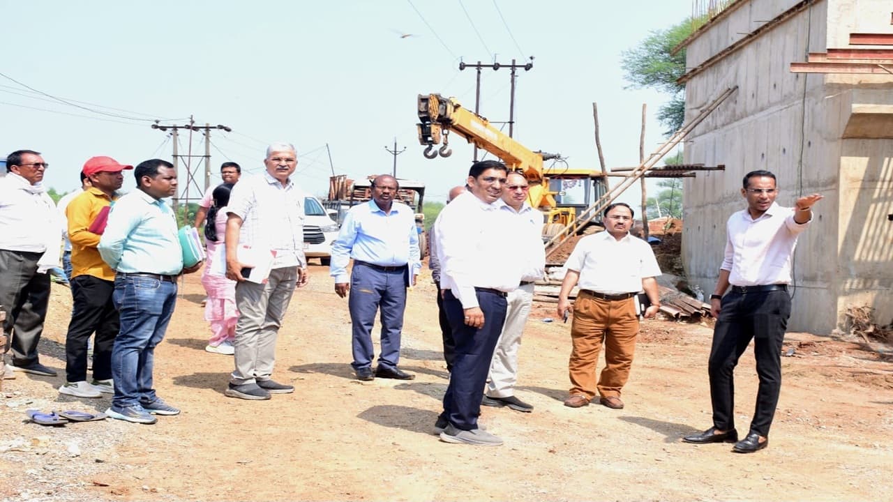 छत्तीसगढ़ के श्रमिकों के लिए खुशखबरी, दिवाली से पहले मिलेगी मजदूरी, PWD सचिव ने अफसरों के दिए निर्देश
