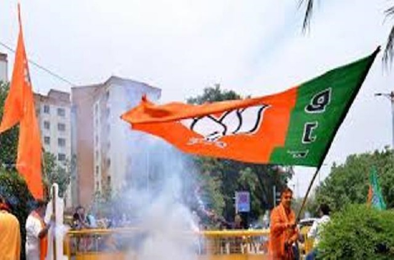 धर्मांतरण के खिलाफ भाजपा का हल्लाबोल, 16 मंडलों से सीएम हाउस के घेराव की तैयारी