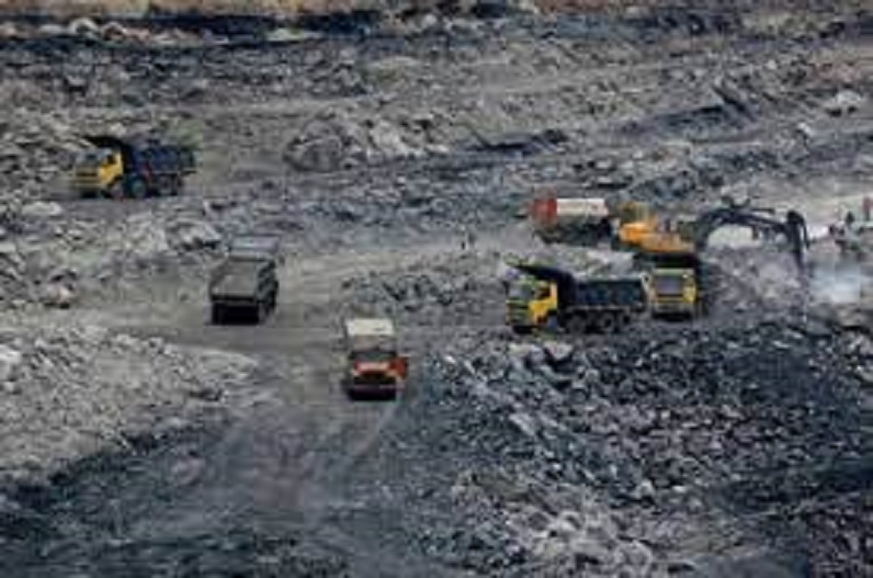 संकट में रायगढ़ जिले के स्टील उद्योग, SECL ने बंद की स्पंज आयरन उद्योगों को आपूर्ति