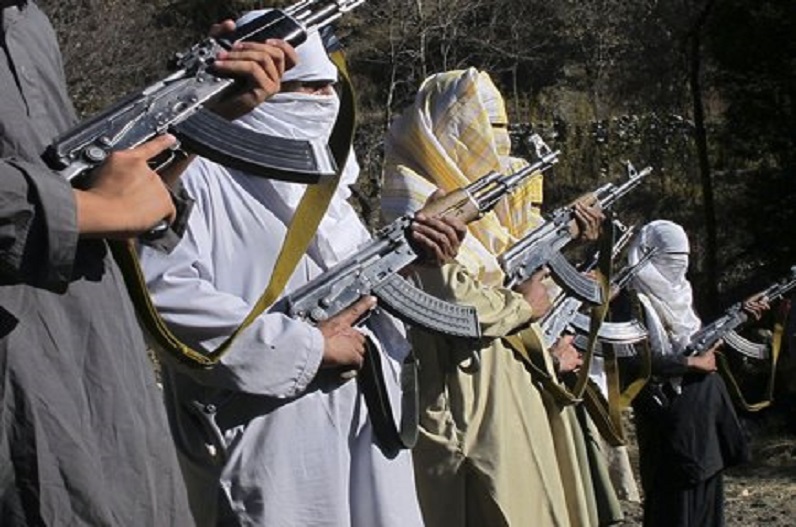 पाकिस्तान 12 विदेशी आतंकी संगठनों का पनाहगाह, सीआरएस रिपोर्ट में दावा