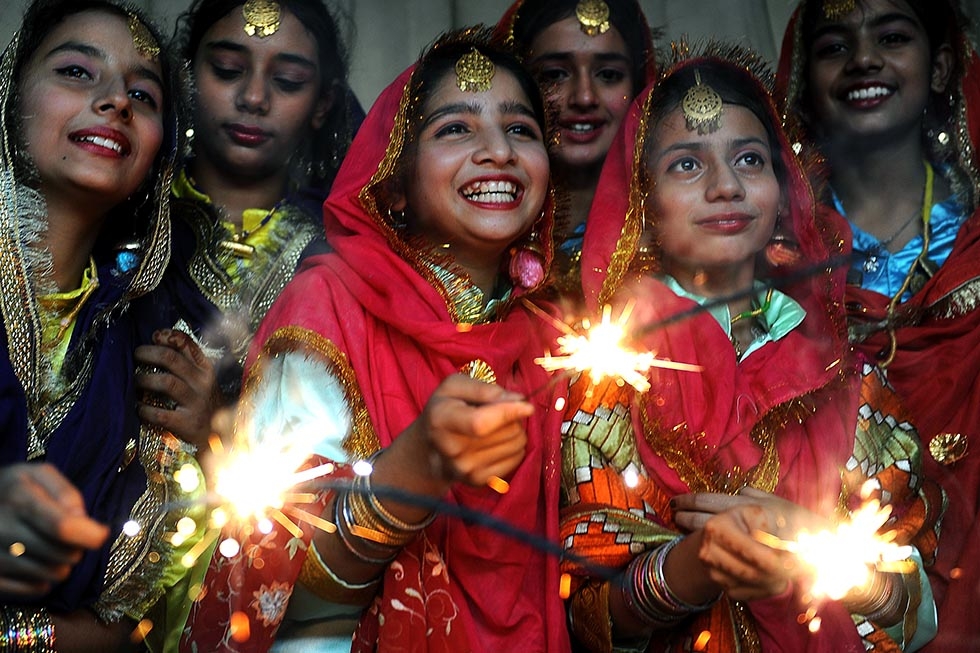 Diwali 2021 : Diwali wishes, quotes, greetings and wishes