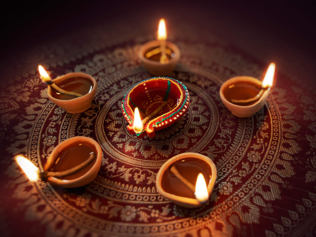 Latest Diwali wishes 2021 : Diwali wishes, quotes, greetings, and sms