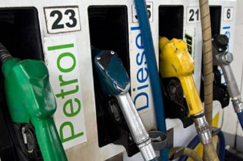 Petrol-Diesel Today Rate : पेट्रोल–डीज़ल के दामों में हुआ बदलाव, जानें क्या है आज के लेटेस्ट रेट