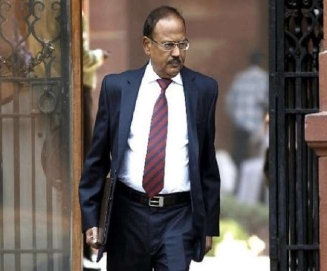 ‘मेरे बॉडी में चिप लगा दिया गया है.. रिमोट से किया जा रहा कंट्रोल’.. NSA अजीत डोभाल के घर घुसपैठ की कोशिश कर रहा था शख्स.. पुलिस को दिया बयान