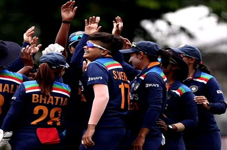 IND W vs NZ W : न्यूजीलैंड के खिलाफ भारतीय महिला टीम की खराब शुरूआत, टी-20 मैच में मिली हार