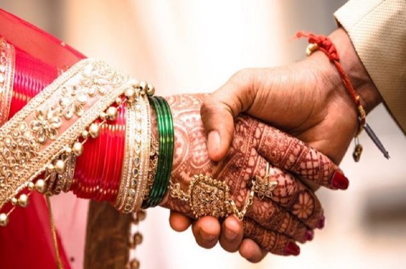 शादी के बाद ऐसी कौन सी चीज है जो पति अपनी पत्नी से कभी नहीं लेता, UPSC में पूछे जाते हैं ऐसे क्वेश्चन