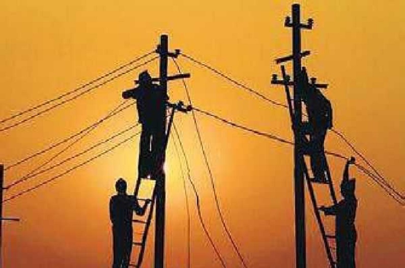 बिजली चोरी के आंकड़ों ने बढ़ाई CSPDCL की परेशानी, हर महीने लग रही 45 लाख रुपए की चपत