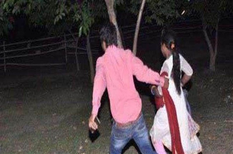 ’20 रुपए देकर अंकल के साथ फरार हो गई मम्मी’, बच्चों ने पुलिस के सामने खोला महिला का राज