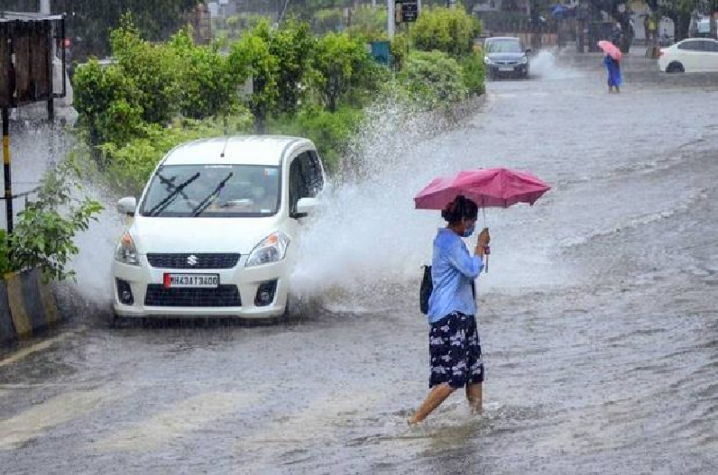 भारी से भारी बारिश की चेतावनी, मौसम विभाग ने इन जिलों के लिए जारी किया ऑरेंज अलर्ट