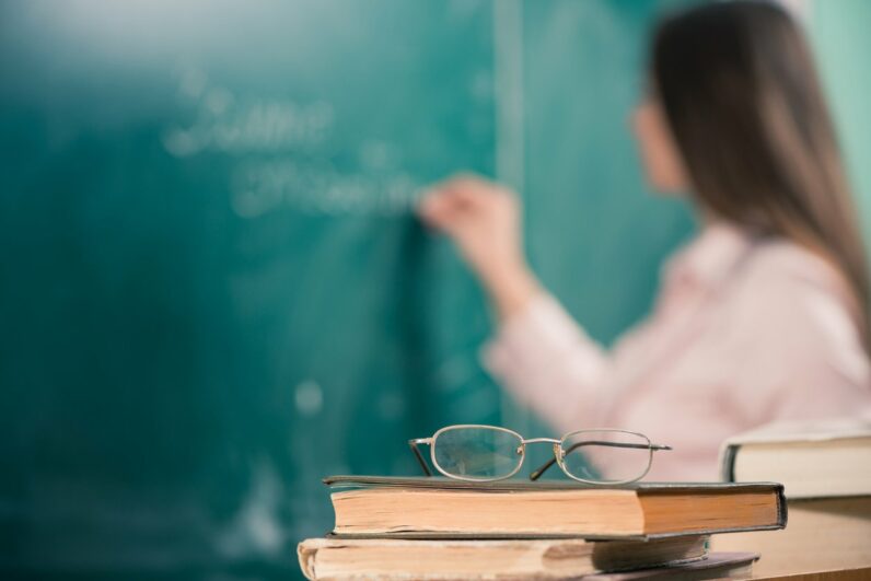 एडहॉक टीचर्स के लिए खुशखबरी, मानदेय बढ़ाने की तैयारी में सरकार, शिक्षा विभाग ने तैयार किया प्रस्ताव