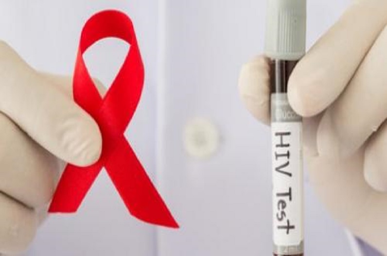 AIDS Awareness Day पर जानें एचआईवी और एड्स में क्‍या होता है फर्क, कैसे फैलता है शरीर में संक्रमण