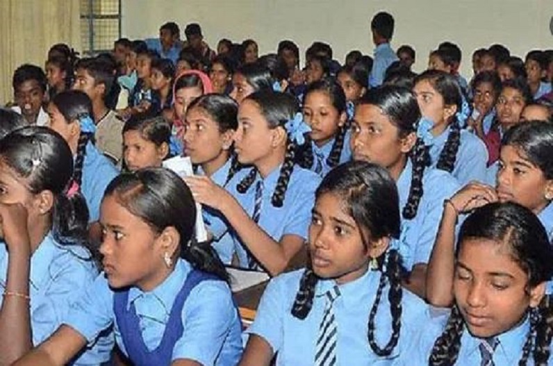 स्कूली बच्चों को बड़ी सौगात, सरकार ने खाते में भेजे 1200 रुपए, फटाफट चेक करें अकाउंट