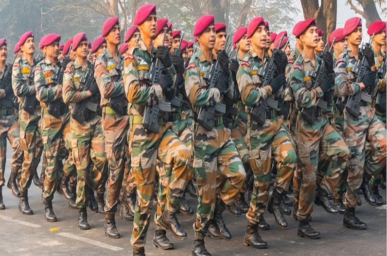 भारतीय सेना में अफसर बनने का मौका, इन पदों पर निकलने वाली है बड़ी भर्तियां, जानें कौन कर सकता है अप्लाई