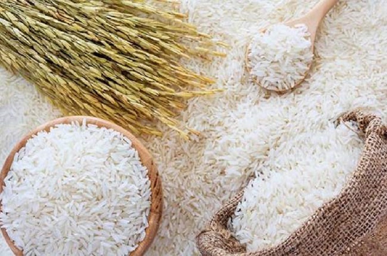 देश में जल्द गहरा सकता है चावल का संकट! क्या है कारण?  खाद्य सचिव ने दी जानकारी