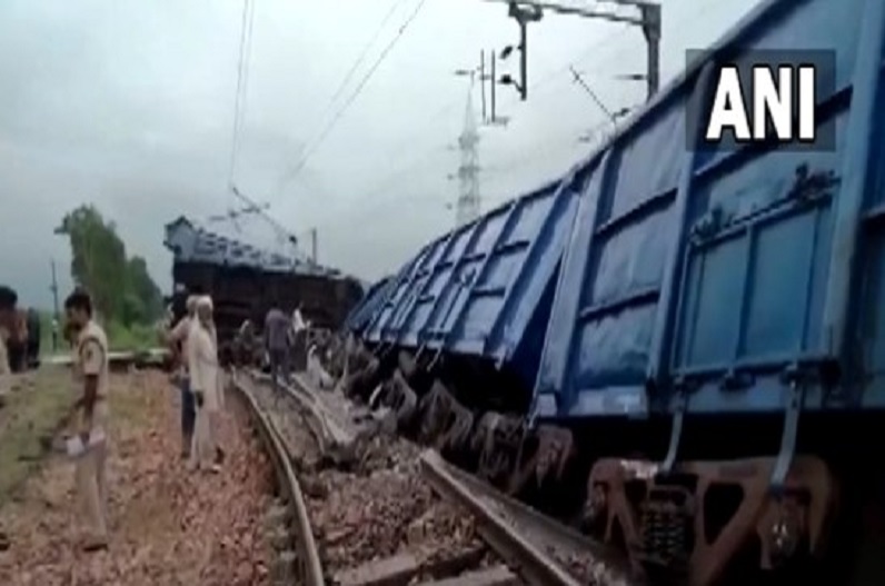 हरियाणा में इस रेलगाड़ी के 8 डिब्बे पटरी से उतरे, रुट से गुजरने वाली 60 ट्रेनें हुई रद्द
