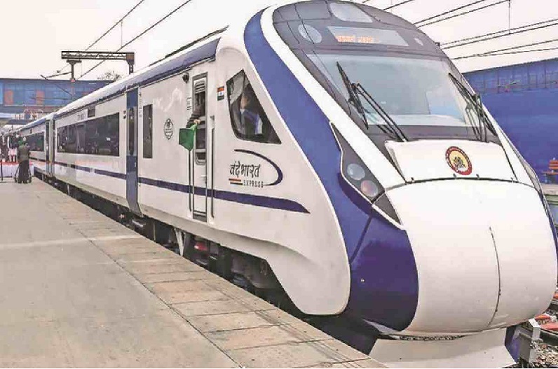 पीएम मोदी देंगे पश्चिम बंगाल की जनता को वंदे भारत एक्सप्रेस की सौगात, इस तारीख को दिखाएंगे ट्रेन को हरी झंडी