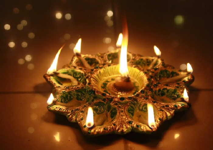 Diwali 2022: दिवाली पर सफाई के दौरान भूलकर भी न फेंके ये चीज, रूठ जाएंगी धन की देवी, हो सकते हैं कंगाल