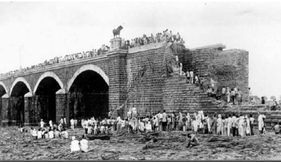Morbi bridge collapse: 43 साल पहले भी हजारों को एक साथ निगल गई थी यही मच्छु नदी, उस दिन ईद थी इस बार छठ पूजा, जानें IBC Pedia में