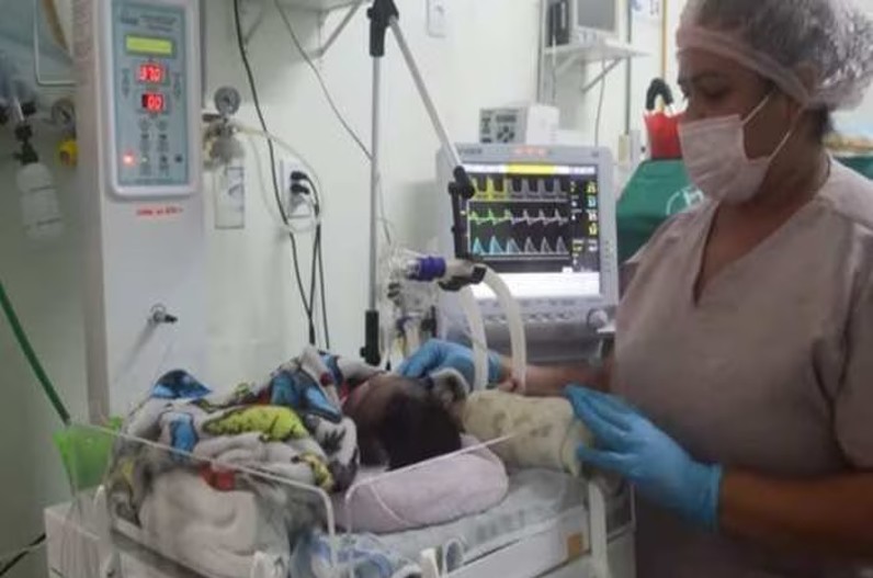 औरत ने दिया विचित्र बच्चे को जन्म, वजन और लम्बाई देखकर हैरान हुए डॉक्टर्स
