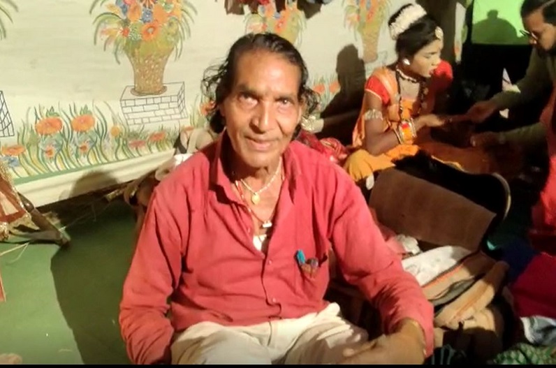 छत्तीसगढ़: कलाकार डोमार सिंह कुंवर ने रोशन किया प्रदेश का नाम, पद्मश्री सम्मान के रूप में मिली उप​लब्धि