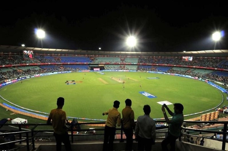 Raipur Match Tickets Online: महज 300 रुपए में मिलेगी रायपुर में होने वाले क्रिकेट मैच की टिकट! यहां से बुक कर सकेंगे ऑनलाइन